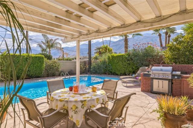 Palm Springs, CA 92262,533 N Sunrise Way