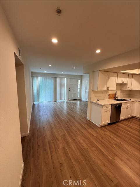 Glendale, CA 91204,116 W Maple Street #6