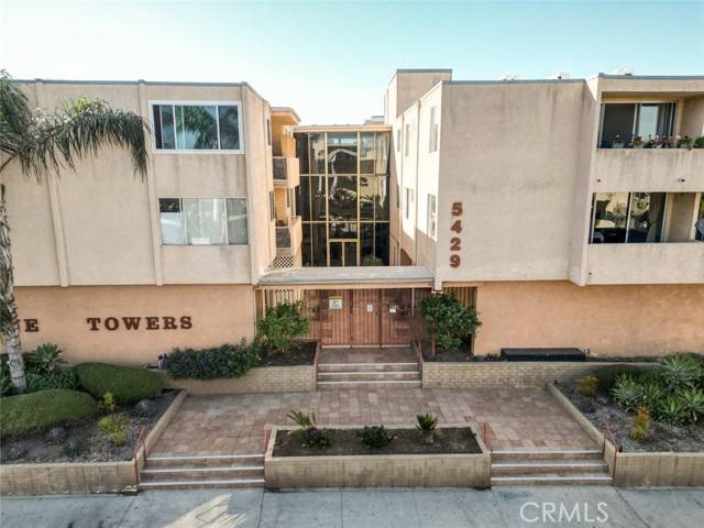 Encino (los Angeles), CA 91316,5429 Newcastle Avenue #106