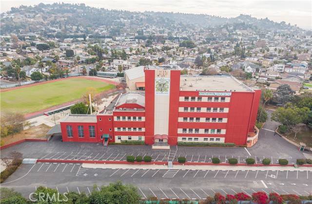 Los Angeles, CA 90065,2911 N San Fernando Road