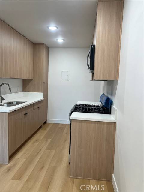 Panorama City (los Angeles), CA 91402,14805 Chase Street #224