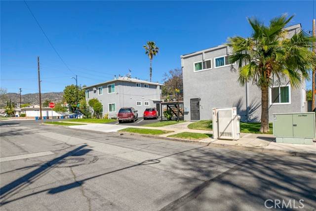 Burbank, CA 91506,1138 N Parish Place