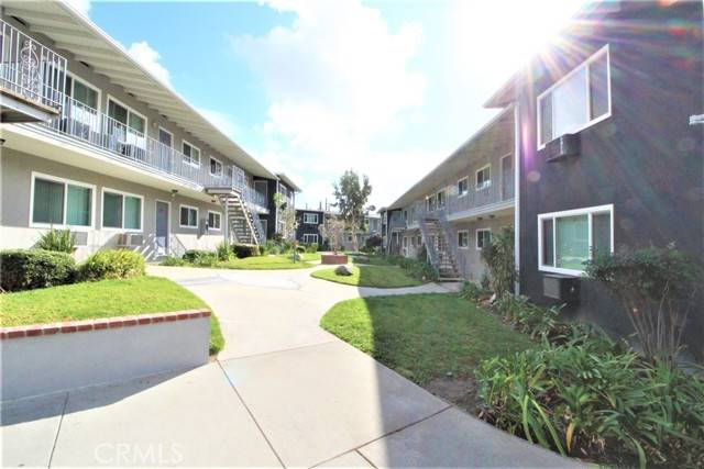 La Crescenta, CA 91214,3123 Foothill Boulevard #24
