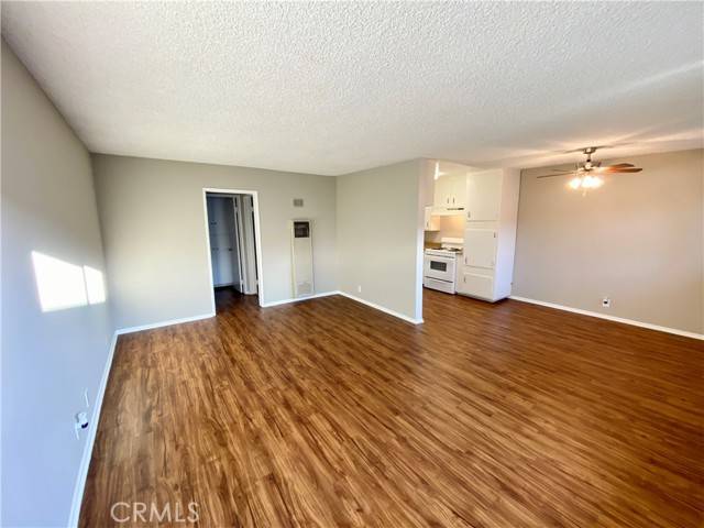 Glendale, CA 91205,919 E Acacia Avenue #R