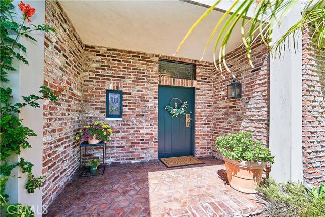 Rolling Hills Estates, CA 90274,39 Ranchview Road