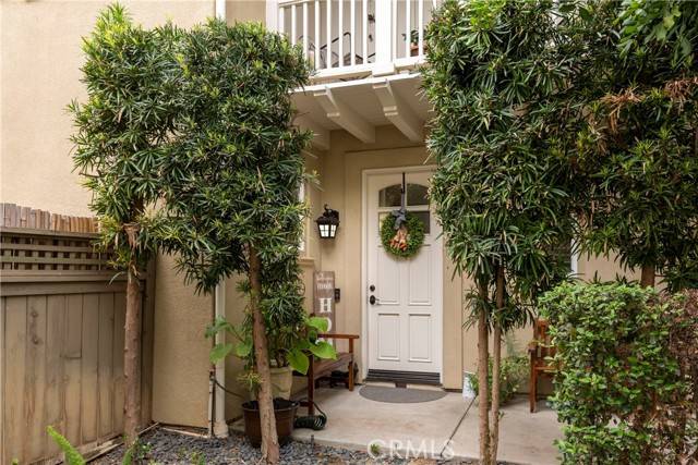 Valencia (santa Clarita), CA 91355,27014 Monterey Avenue