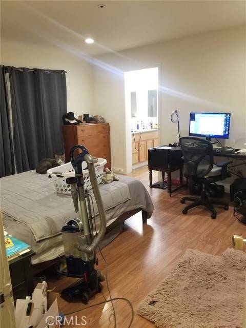 Glendale, CA 91206,426 N Maryland Avenue #103