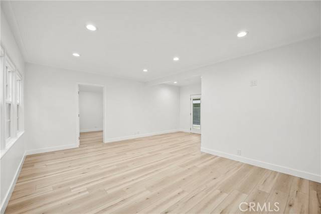Burbank, CA 91501,620 E Elmwood Avenue