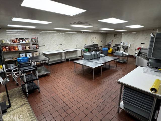 La Crescenta, CA 91214,3238 Foothill Boulevard