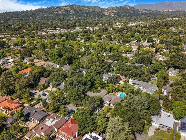 La Canada Flintridge, CA 91011,4859 Carmel Road
