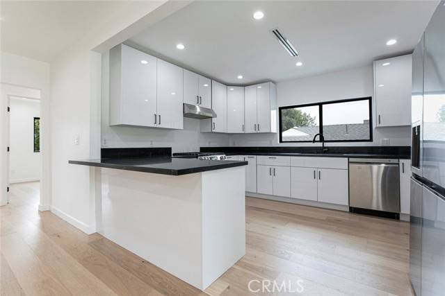 Tarzana (los Angeles), CA 91356,5132 Avenida Oriente