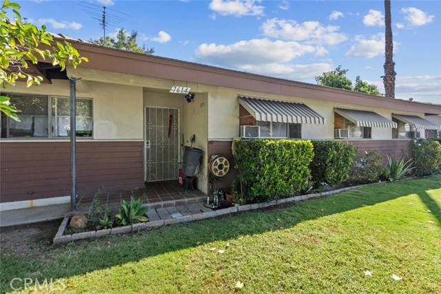Winnetka (los Angeles), CA 91306,7614 Mason Avenue