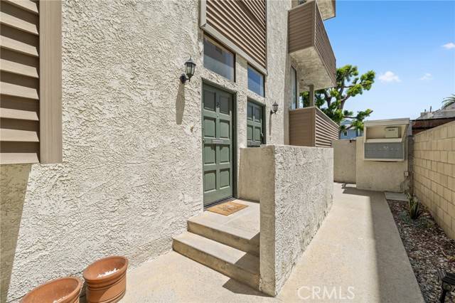 Studio City (los Angeles), CA 91604,4511 Coldwater Canyon Avenue