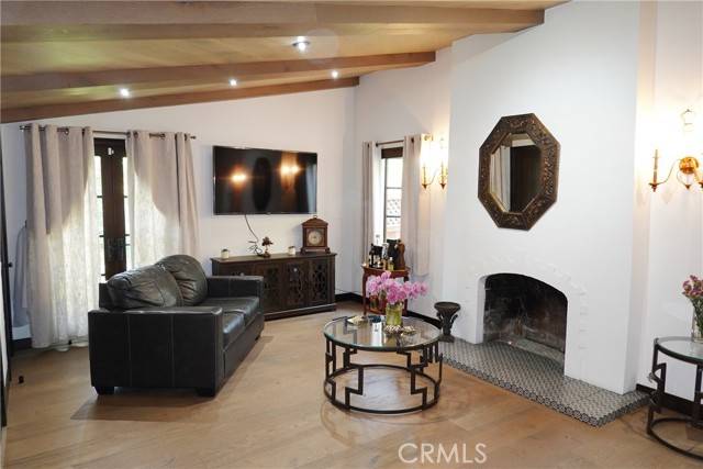 Glendale, CA 91201,430 Sonora Avenue