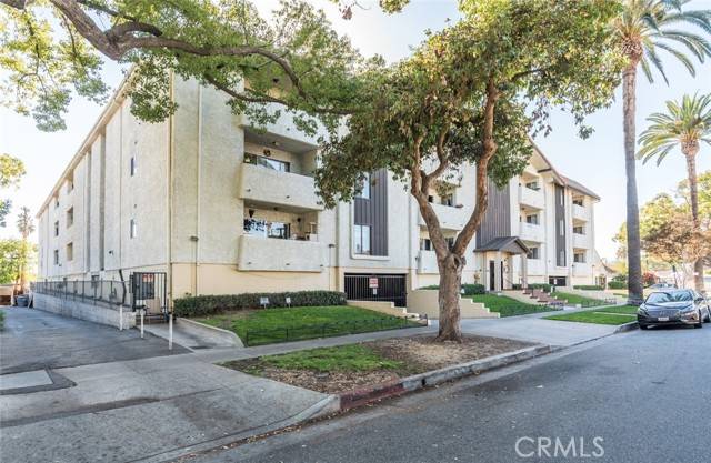 Glendale, CA 91205,1422 Rock Glen Avenue #210