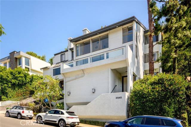 Sherman Oaks, CA 91403,3545 Alana Drive