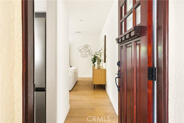 Sherman Oaks, CA 91403,14519 Addison