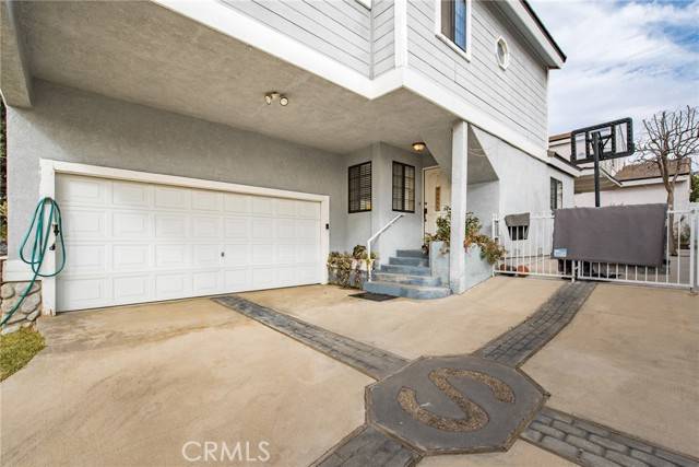 Montrose, CA 91020,2527 Piedmont Avenue