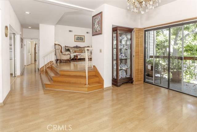 Glendale, CA 91202,1313 Valley View Road #202