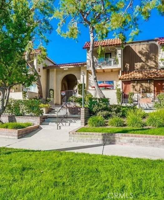 Reseda (los Angeles), CA 91335,19545 Sherman Way #44