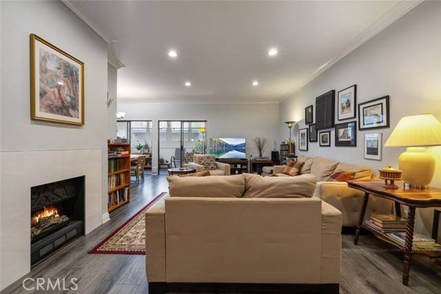 Glendale, CA 91206,234 N Kenwood Street #106