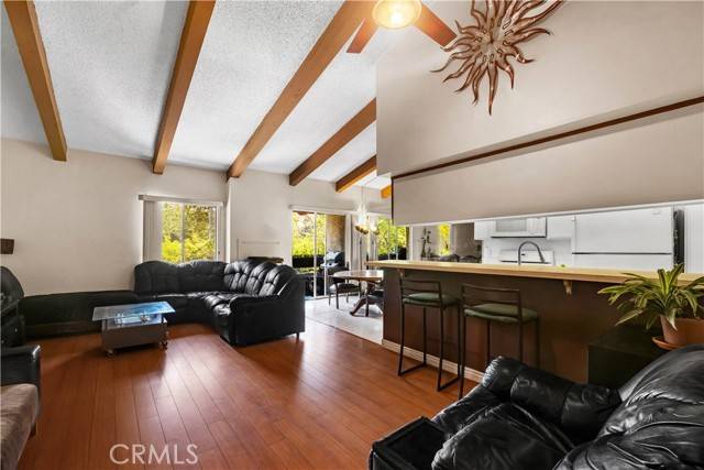 Los Angeles, CA 90068,2700 Cahuenga Boulevard #1302