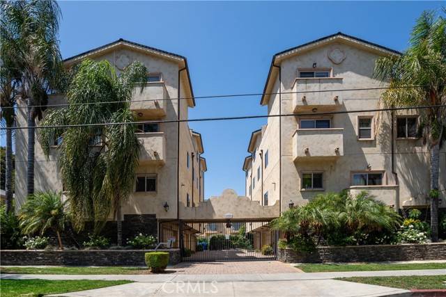 North Hollywood (los Angeles), CA 91601,11253 Peach Grove Street #106