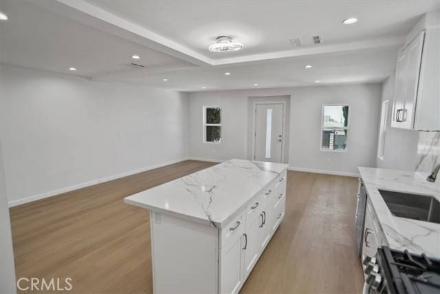 Tujunga (los Angeles), CA 91042,10326 Silverton Ave