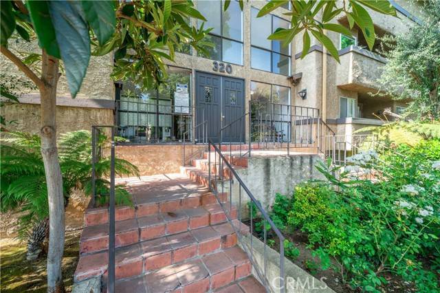 Glendale, CA 91207,320 E Stocker Street #317