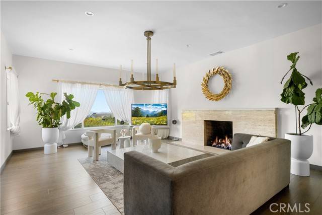 Glendale, CA 91207,1659 Puebla Drive