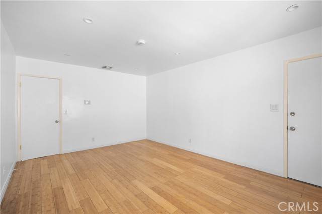 Glendale, CA 91203,351 Salem Street #4