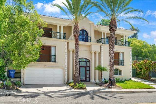 Beverly Hills, CA 90210,2784 Deep Canyon Drive