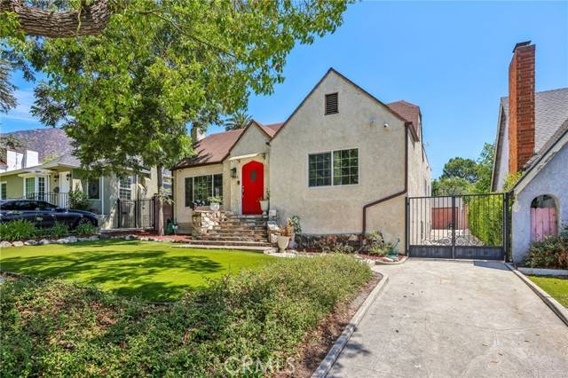 Glendale, CA 91202,1436 N Columbus Avenue