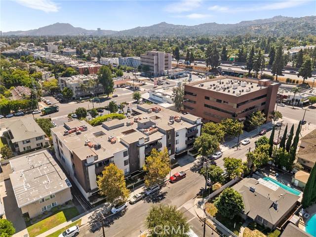 Sherman Oaks, CA 91423,4822 Van Noord Avenue #14
