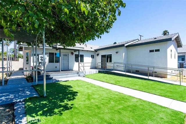 North Hollywood (los Angeles), CA 91605,7820 Fulton Avenue