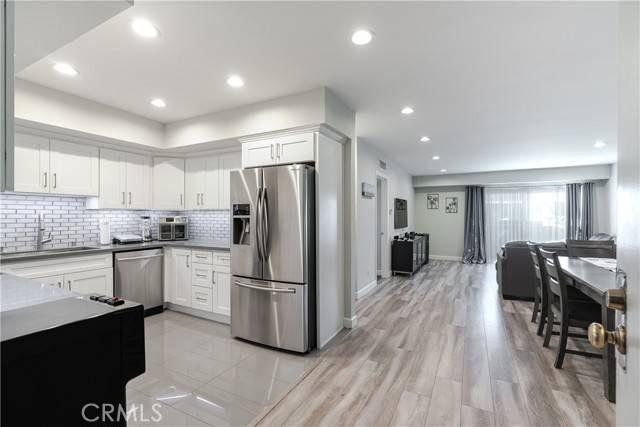 Glendale, CA 91206,620 N Kenwood Street #309