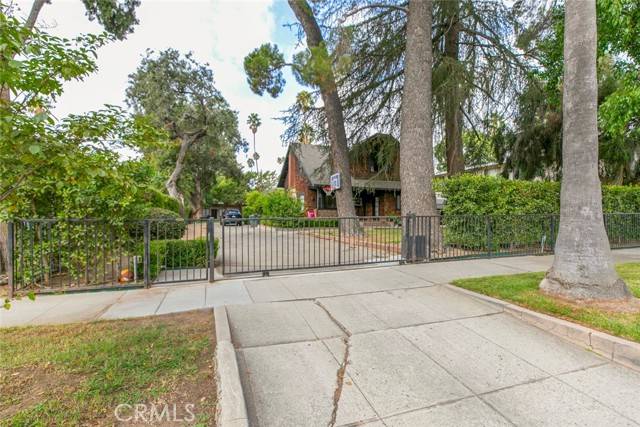 Pasadena, CA 91106,597 N Hill Avenue
