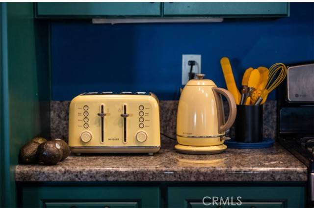 Lake Arrowhead, CA 92352,1253 Golden Rule