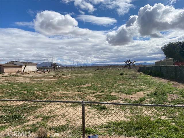 Adelanto, CA 92301,0 Bellflower Street