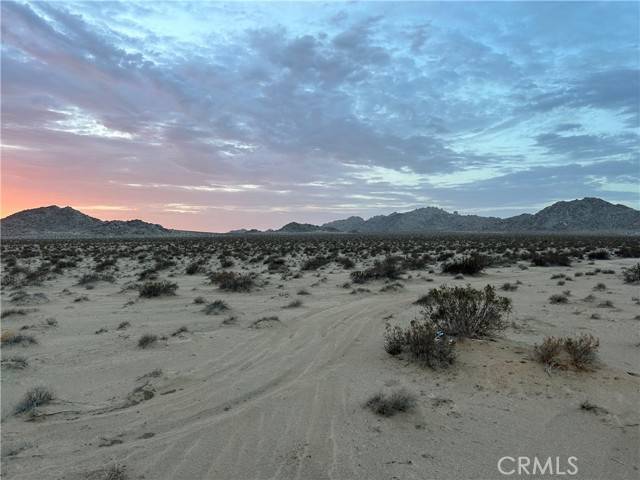 Lucerne Valley, CA 92356,0 E. End Street