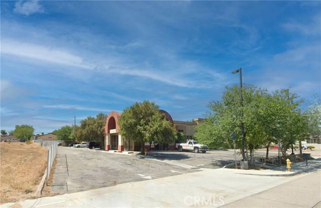 Hesperia, CA 92345,15255 Bear Valley Rd