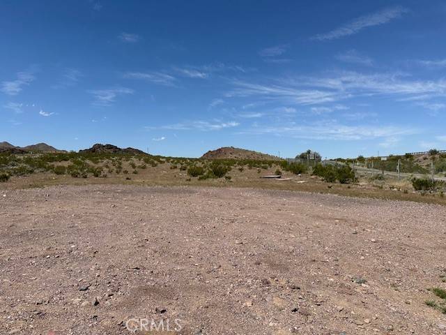 Newberry Springs, CA 92365,31731 National Trails