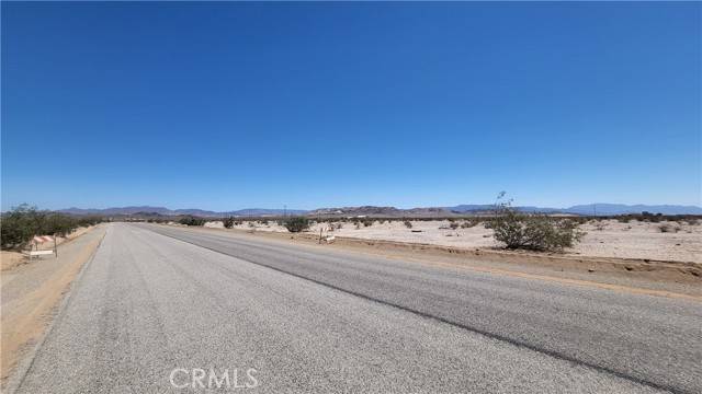 Twentynine Palms, CA 92277,0 Bullion Mountain 0622-201-04 Road