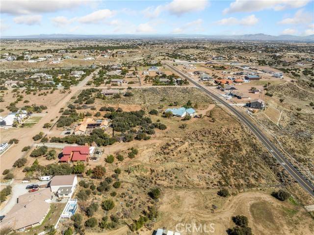 Oak Hills, CA 92344,8187 Anaconda Avenue
