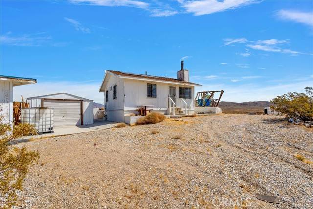 Lucerne Valley, CA 92356,40225 Abelia Street