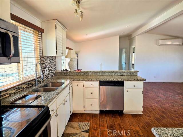 Adelanto, CA 92301,14755 Calendula Street