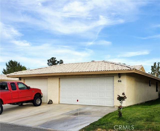 Helendale, CA 92342,27535 Lakeview Drive #64