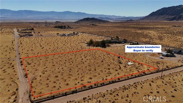 Lucerne Valley, CA 92356,713 Waalew Road