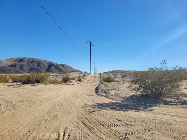 Joshua Tree, CA 92252,0 Fran Lou Lane