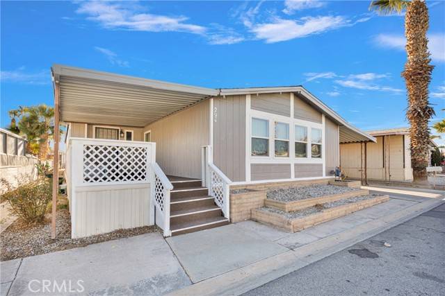 Victorville, CA 92392,15252 Seneca Road #294